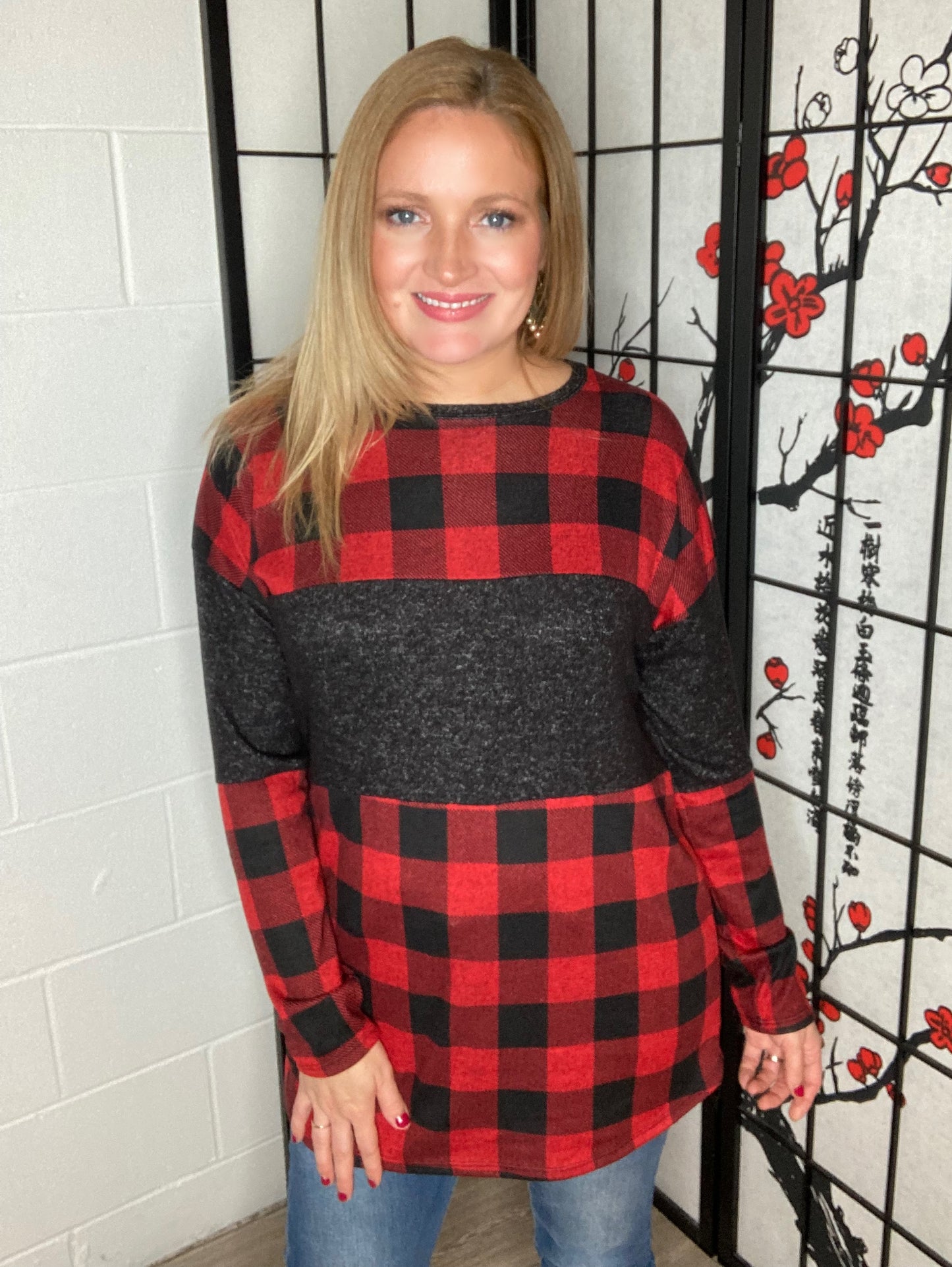 Buffalo plaid lightweight sweater top